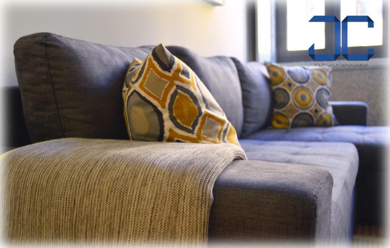 Click! Apartment By Jc Porto Ngoại thất bức ảnh